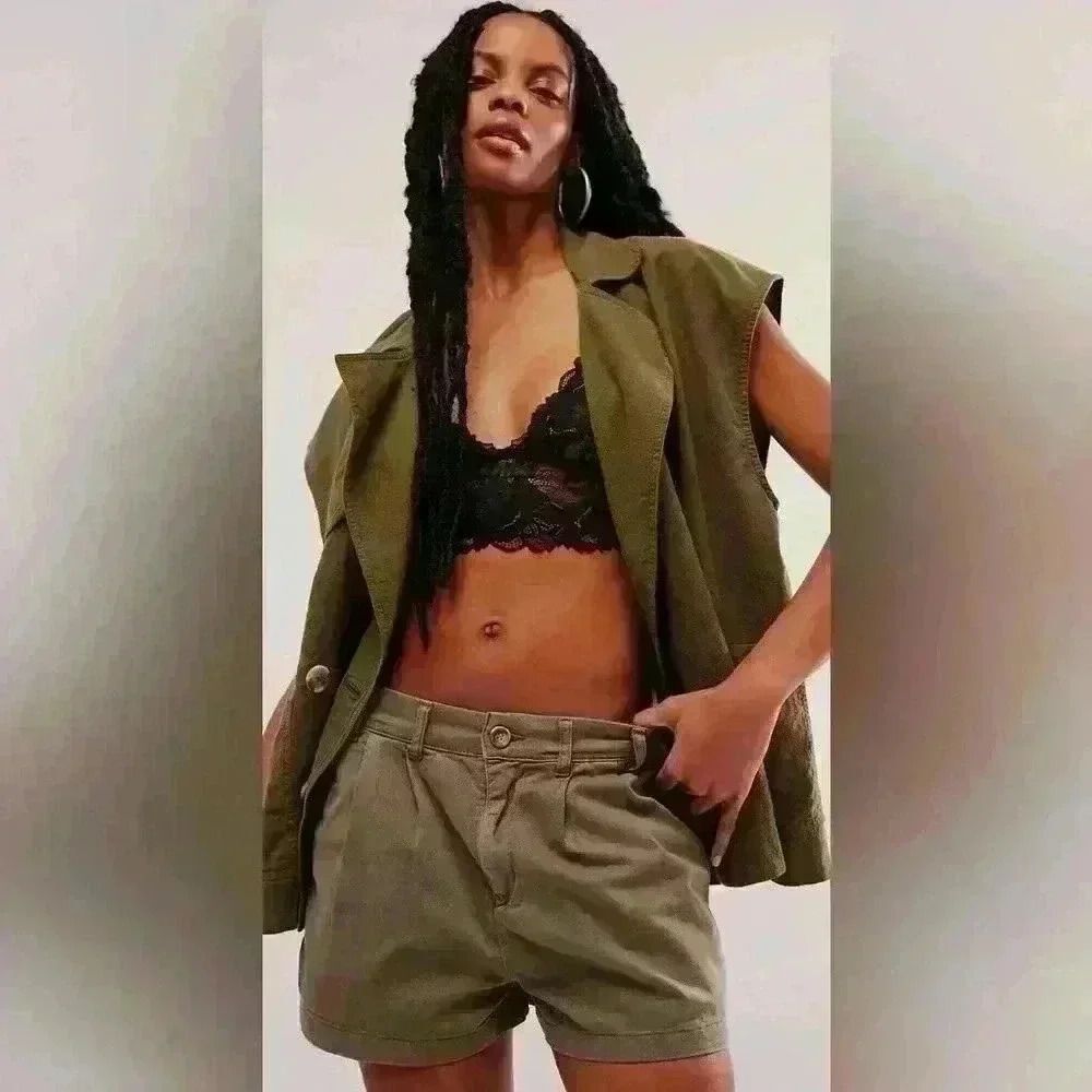 Free people Billie Chino Shorts NWOT